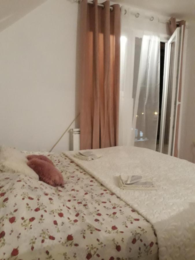 קולאסין Holiday Home Bozur מראה חיצוני תמונה
