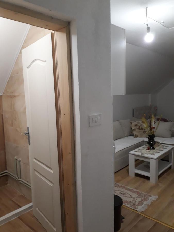 קולאסין Holiday Home Bozur מראה חיצוני תמונה